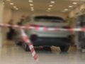 Βριλήσσια: Οδηγός μπέρδεψε την όπισθεν με την πρώτη και καρφώθηκε σε τζαμαρία καταστήματος