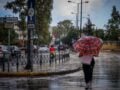 Καιρός σήμερα: Συννεφιά, τοπικές βροχές και μικρή άνοδος της θερμοκρασίας