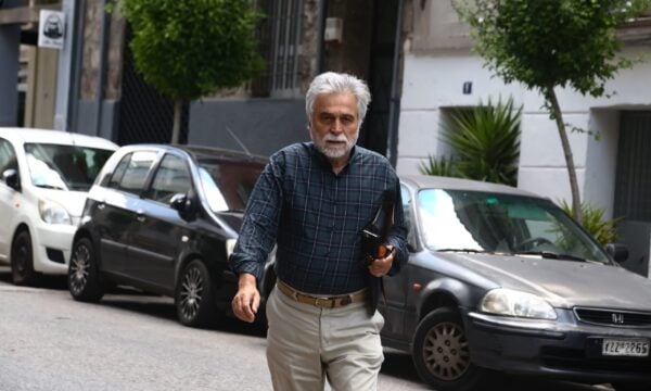 ΣΥΡΙΖΑ: Ο Δημήτρης Χατζησωκράτης παραιτήθηκε από την Κεντρική Επιτροπή