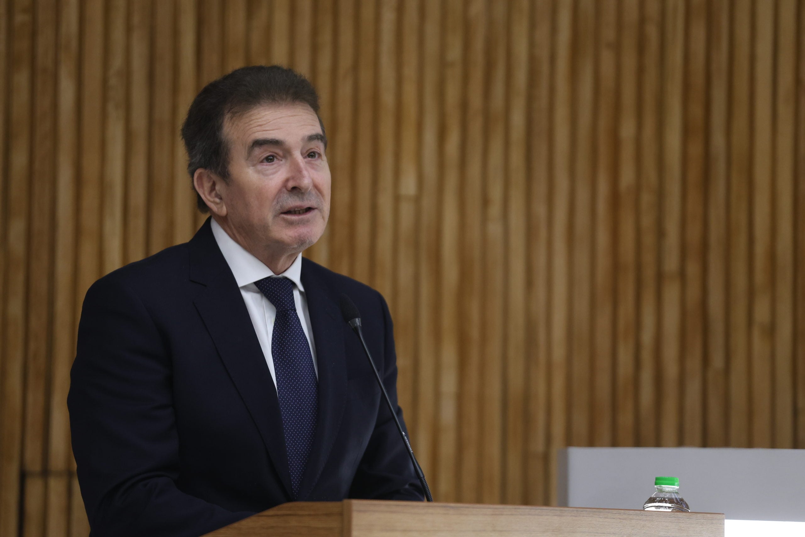 Χρυσοχοΐδης: Η Δημοκρατία μας είναι πολύ ισχυρή, πάντα νικάει στο τέλος