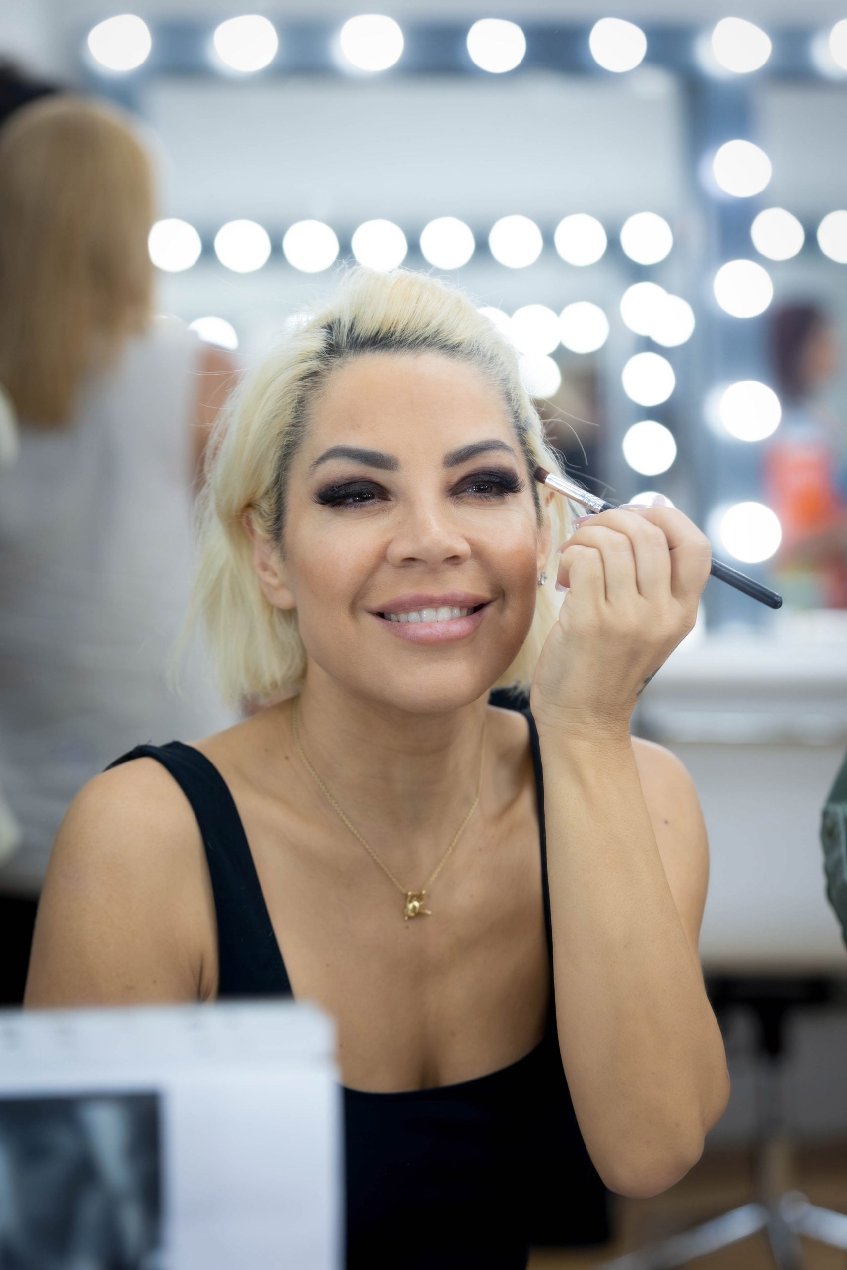 Your Face Sounds Familiar: Αντίστροφη μέτρηση για τον Μεγάλο Τελικό – Δείτε backstage φωτογραφίες από τις μεταμφιέσεις 27 Your Face Sounds Familiar: Αντίστροφη μέτρηση για τον Μεγάλο Τελικό – Δείτε backstage φωτογραφίες από τις μεταμφιέσεις