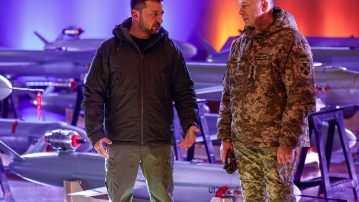 Ουκρανία: Ζελένσκι αντικατέστησε τον αρχηγό του Γενικού Επιτελείου Ολεξάντρ Σίρσκι 1 Ουκρανία: Ζελένσκι αντικατέστησε τον αρχηγό του Γενικού Επιτελείου Ολεξάντρ Σίρσκι