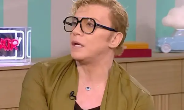 Τάκης Ζαχαράτος: «Ορφάνεψε η ζωή μου χωρίς εκείνη…» (Βίντεο)