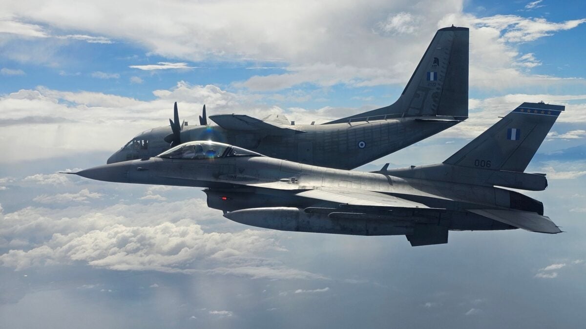 Νέα τουρκική πρόκληση: Drone κοντά στο αεροδρόμιο Αλεξανδρούπολης – Αναχαιτίστηκε από ελληνικά F-16 1 Νέα τουρκική πρόκληση: Drone κοντά στο αεροδρόμιο Αλεξανδρούπολης – Αναχαιτίστηκε από ελληνικά F-16