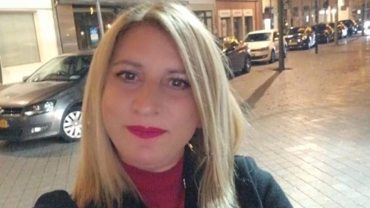 Κάτω Αχαΐα: Θρήνος για την 46χρονη Ελένη που σκοτώθηκε σε τροχαίο – Επέστρεφε από τη δουλειά της 2 Κάτω Αχαΐα: Θρήνος για την 46χρονη Ελένη που σκοτώθηκε σε τροχαίο – Επέστρεφε από τη δουλειά της