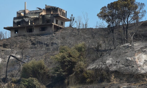 Βουλή: Νέο πλαίσιο στεγαστικής αρωγής και ενισχύσεων μετά από φυσικές καταστροφές – Τι προβλέπει το νομοσχέδιο