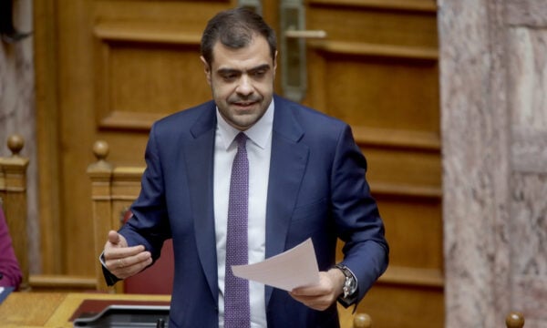 Παύλος Μαρινάκης: Τσίπρας και Αντώνης Σαμαράς για φόρους, τι είπε ο κυβερνητικός εκπρόσωπος