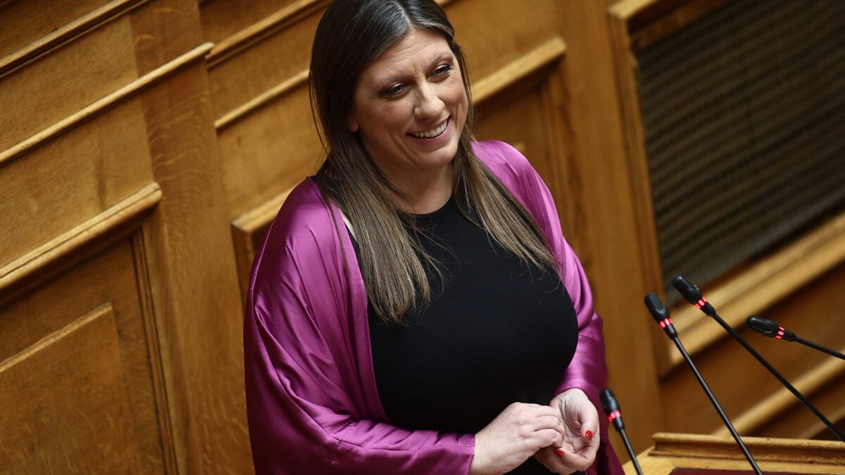 Κωνσταντοπούλου: Τραγικό την ημέρα που διαπράττεται άλλη μια γυναικοκτονία, η ΝΔ να επιδιώκει να αφήσει το Προεδρείο της Βουλής χωρίς καμία γυναίκα 1 Κωνσταντοπούλου: Τραγικό την ημέρα που διαπράττεται άλλη μια γυναικοκτονία, η ΝΔ να επιδιώκει να αφήσει το Προεδρείο της Βουλής χωρίς καμία γυναίκα