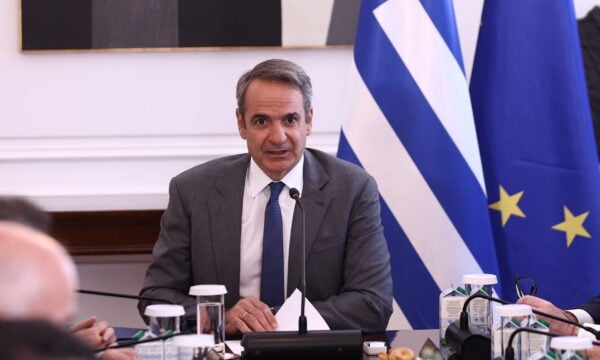 Κυριάκος Μητσοτάκης: Ενημερώθηκε για τις πυρκαγιές στο Συντονιστικό Κέντρο Επιχείρησης και Διαχείρισης Κρίσεων