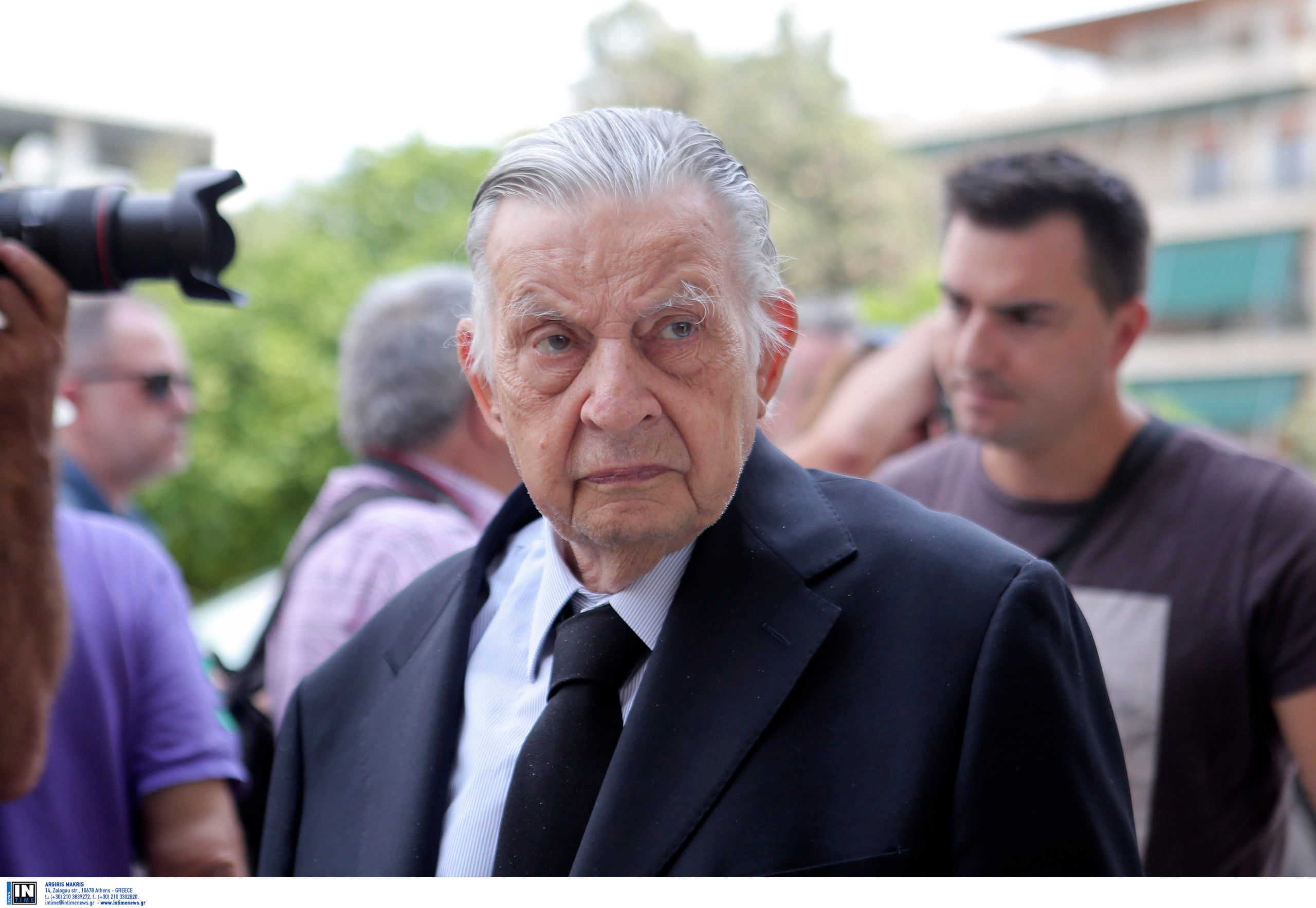 Πολιτικός κόσμος αποχαιρετά τον Γιάννη Βαρβιτσιώτη