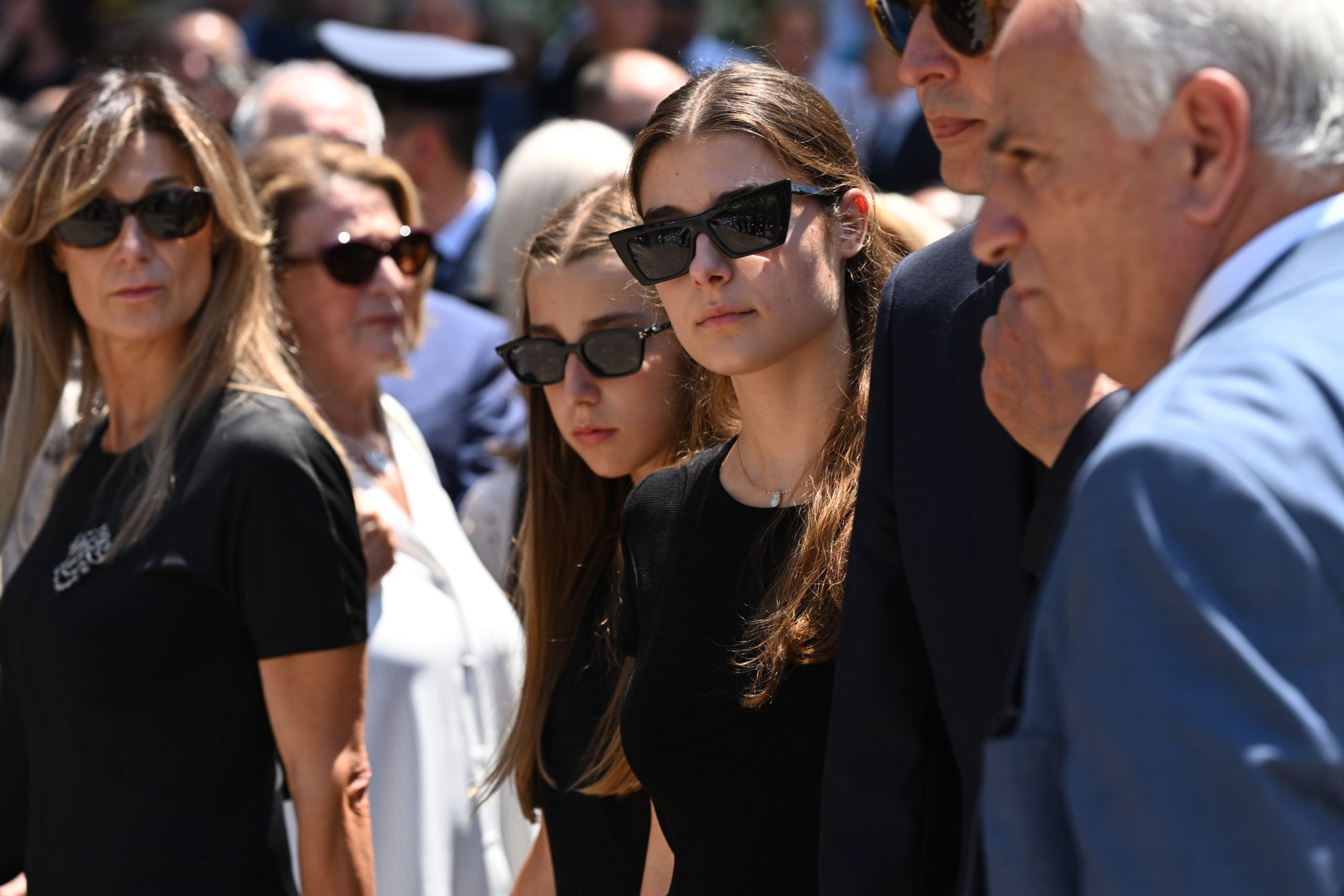 Κηδεία Γιάννη Βαρβιτσιώτη: Οι εγγονές του τον αποχαιρετούν – «Παππού μας λείπεις πολύ, σε ευχαριστούμε για την αγάπη και το παράδειγμά σου» 11 ΚΗΔΕΙΑ ΒΑΡΒΙΤΣΙΩΤΗ