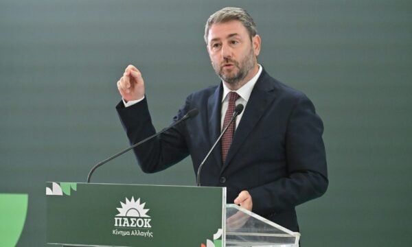 Ανδρουλάκης: Παρουσίασε τις 10+1 προτάσεις του ΠΑΣΟΚ για το ιδιωτικό χρέος – «Η χώρα χρειάζεται μια κυβέρνηση που θα βάζει κανόνες στην αγορά»
