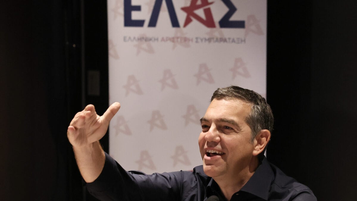 Τσίπρας: Ετοιμαζόμαστε όχι μόνο να δώσουμε τη μάχη αλλά και να κυβερνήσουμε την επόμενη μέρα 1 Τσίπρας: Ετοιμαζόμαστε όχι μόνο να δώσουμε τη μάχη αλλά και να κυβερνήσουμε την επόμενη μέρα