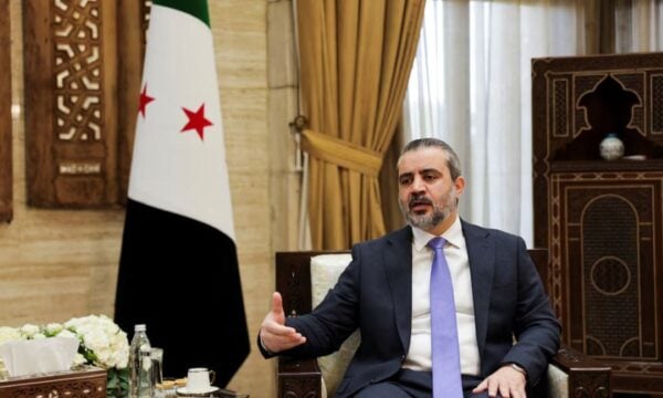 Συρία: Εκτιμά ότι θα επανεκκινήσουν οι συνομιλίες με το Ισραήλ – «Αυτή τη στιγμή δεν τους εμπιστευόμαστε»