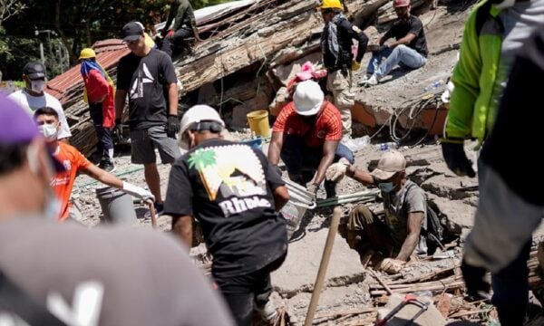 Σεισμός στην Κολομβία: Πέθανε η 32χρονη που ανασύρθηκε ζωντανή από ερείπια έπειτα από 36 ώρες – Αφήνει πίσω της έναν γιο 12 ετών