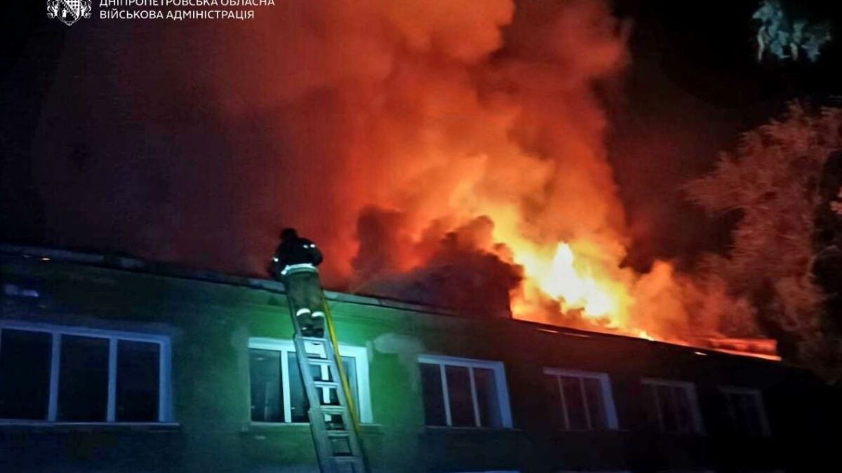 Ουκρανία: 11 νεκροί και 93 τραυματίες από σφυροκόπημα με εκατοντάδες drones, βόμβες και πυραύλους 4 Ουκρανία: 11 νεκροί και 93 τραυματίες από σφυροκόπημα με εκατοντάδες drones, βόμβες και πυραύλους
