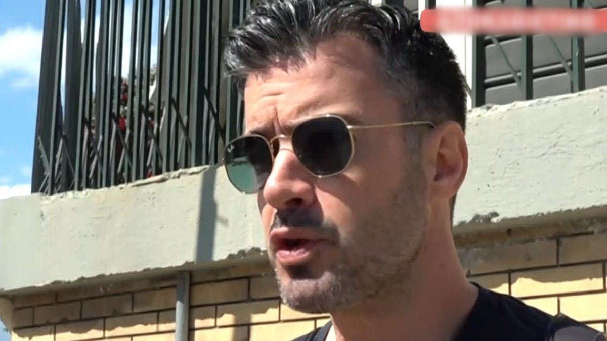 Γιάννης Τσιμιτσέλης: Σπάνιες φωτογραφίες με τον αδελφό του, Λάμπρο 7 Γιάννης Τσιμιτσέλης