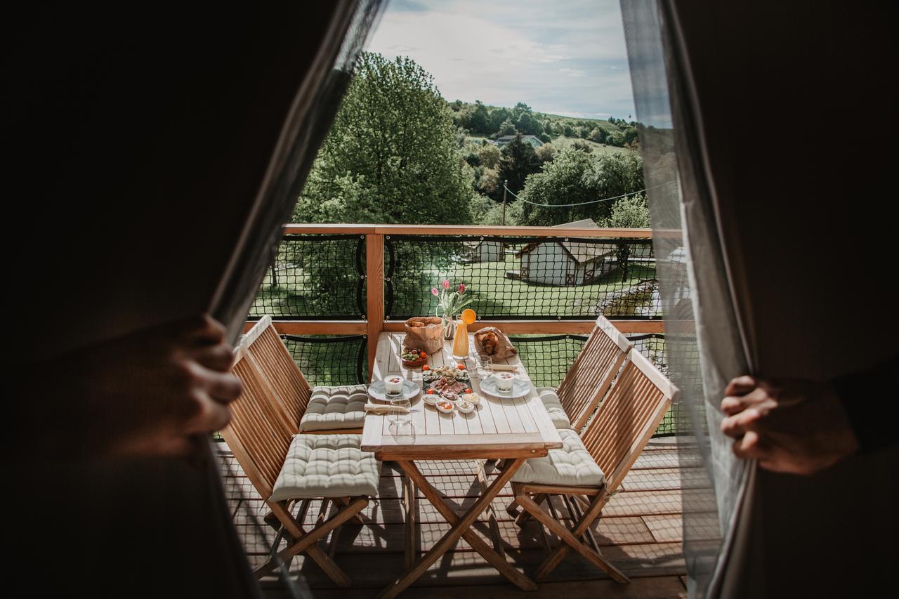 Από τα ξενοδοχεία στο glamping: Πώς μετασχηματίζεται η αγορά φιλοξενίας 10 Από τα ξενοδοχεία στο glamping: Πώς μετασχηματίζεται η αγορά φιλοξενίας