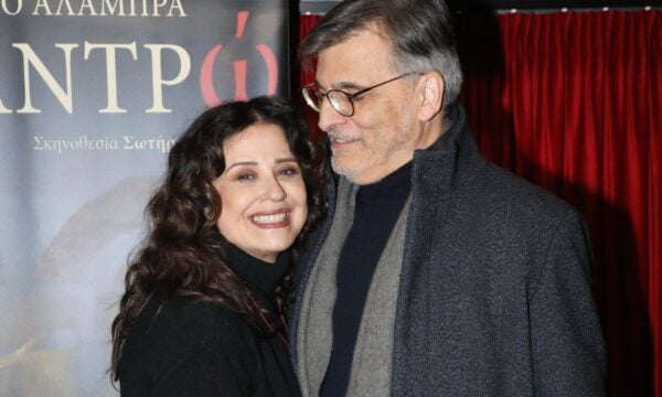Μαρία Τζομπανάκη: Αγνώριστη με αφέλειες στη σειρά «Για σένα» (Βίντεο)