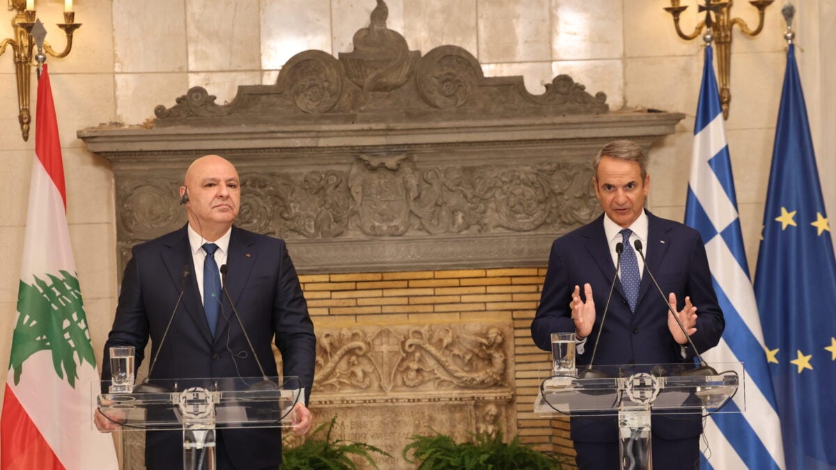 Μητσοτάκης στον Πρόεδρο του Λιβάνου: Η Ελλάδα δηλώνει παρούσα στην προσπάθεια ανοικοδόμησης 1 Μητσοτάκης στον Πρόεδρο του Λιβάνου: Η Ελλάδα δηλώνει παρούσα στην προσπάθεια ανοικοδόμησης