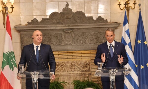 Μητσοτάκης στον Πρόεδρο του Λιβάνου: Η Ελλάδα δηλώνει παρούσα στην προσπάθεια ανοικοδόμησης