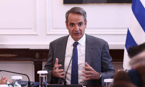 Διυπουργική σύσκεψη υπό τον Πρωθυπουργό για τις αποζημιώσεις των πυρόπληκτων