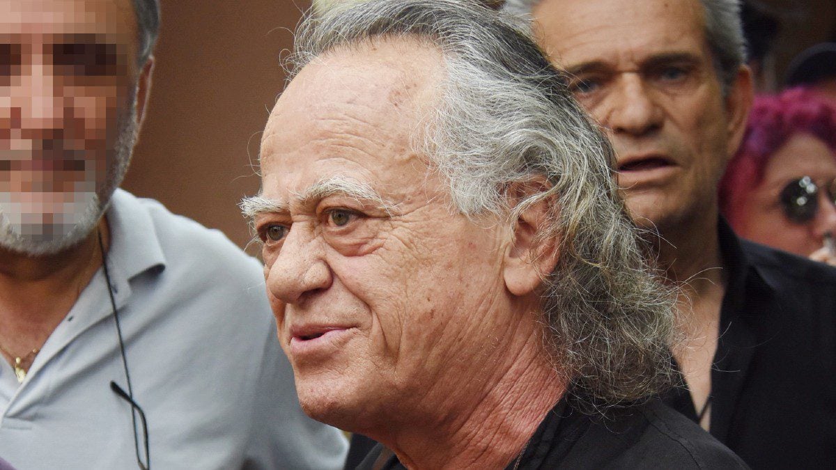 Νίκος Καλογερόπουλος: Αιχμές από δημοσιογράφο – «Τώρα θα πουν πολλά, αλλά όσο ζούσες δεν σε τίμησαν όπως σου άξιζε»
