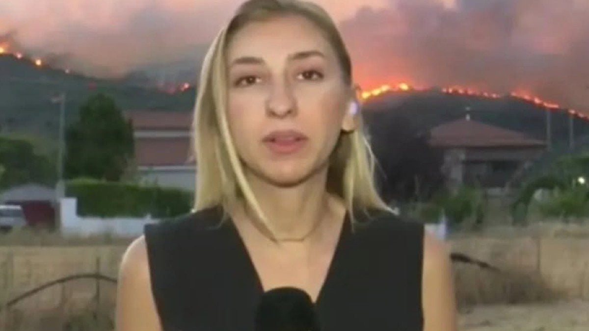 OPEN: Ανακοίνωση από τους πυροσβέστες για τη ρεπόρτερ που γέλασε στον αέρα – «Μαρία, σε ευχαριστούμε»