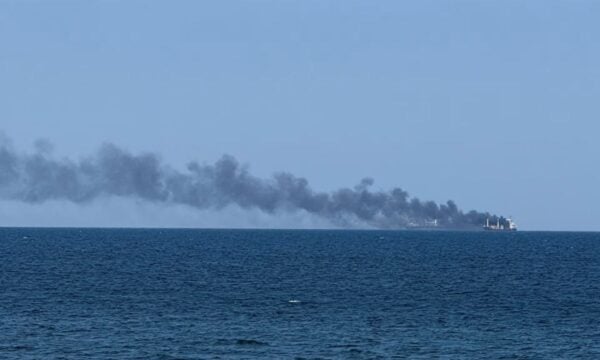 Ρωσία: Πλήγματα σε ουκρανικά πλοία στη Μαύρη Θάλασσα και το Μικολάιβ, πυρκαγιά σε ρωσική αποθήκη