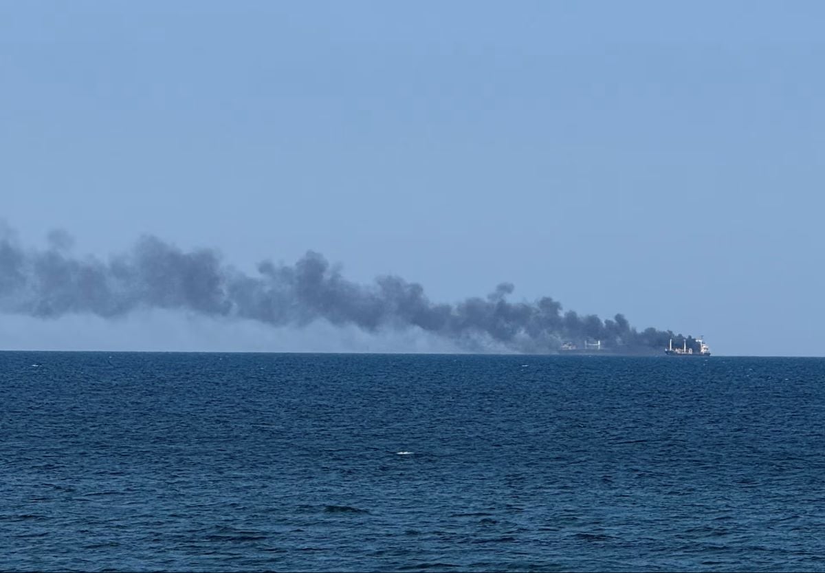 Ρωσία: Πλήγματα σε ουκρανικά πλοία στη Μαύρη Θάλασσα και το Μικολάιβ, πυρκαγιά σε ρωσική αποθήκη