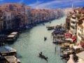 Βενετία: Δελφίνι κολυμπά ανάμεσα στις γόνδολες – Βίντεο
