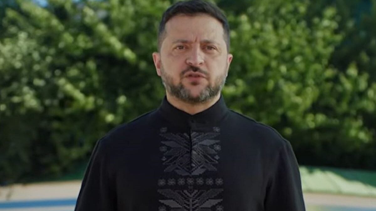 Ζελένσκι σε Πούτιν: «Ήθελες όλη την Ουκρανία και έχασες μια ολόκληρη γενιά που έστειλες στη μηχανή του κιμά» 1 Ζελένσκι σε Πούτιν: «Ήθελες όλη την Ουκρανία και έχασες μια ολόκληρη γενιά που έστειλες στη μηχανή του κιμά»
