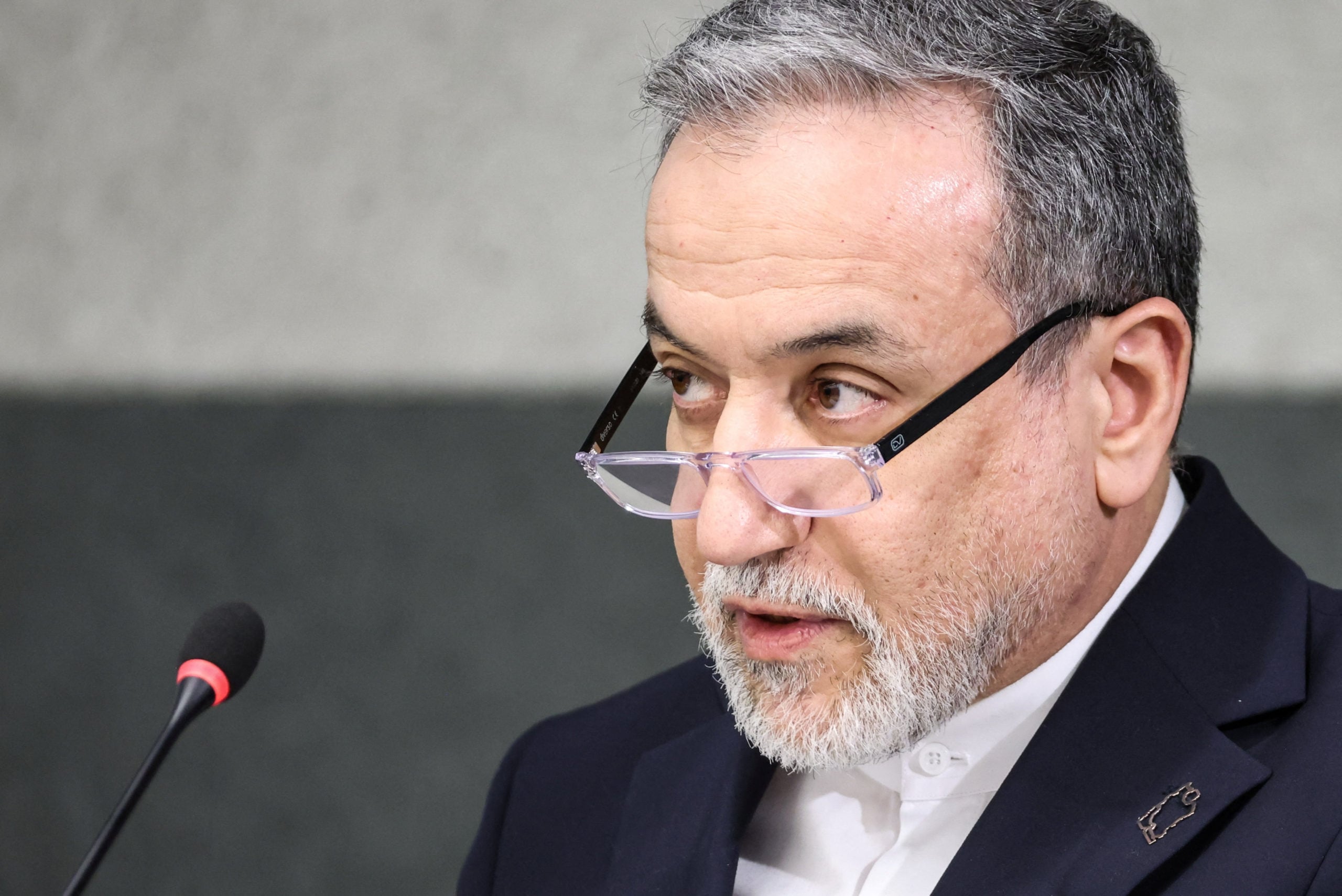 Ορμούζ: Το Ιράν κατηγορεί τις ΗΠΑ για ψευδείς πληροφορίες και στρατηγικά λάθη των μυστικών υπηρεσιών