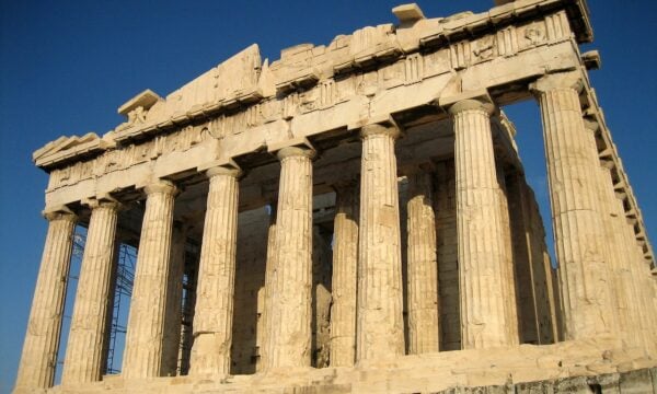 Νέα θεωρία για τη ζωφόρο του Παρθενώνα: Κινηματογραφική εμπειρία;