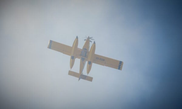 Φωτιά στη Νερομάνα Αιτωλοακαρνανίας: Ρίψεις νερού από 1 αεροσκάφος και 1 ελικόπτερο