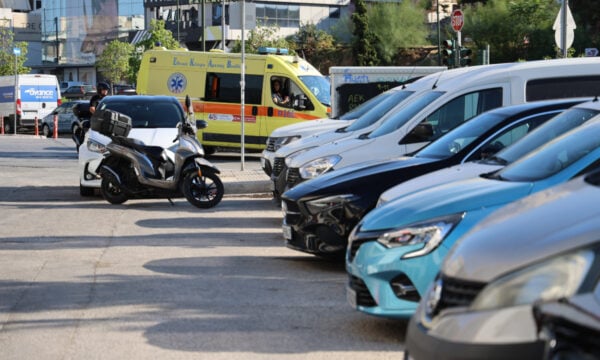 Άγιος Δημήτριος: 34χρονος αστυνομικός βρέθηκε νεκρός σε αυτοκίνητο, θρήνος στο ερασιτεχνικό ποδόσφαιρο