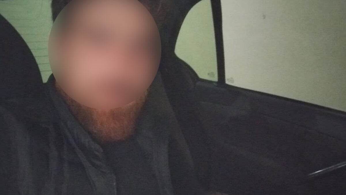 Θάνατος 34χρονου αστυνομικού στον Άγιο Δημήτριο: Τα φιμέ τζάμια του υπηρεσιακού αυτοκινήτου έκρυβαν τη σορό για ώρες 1 Θάνατος 34χρονου αστυνομικού στον Άγιο Δημήτριο: Τα φιμέ τζάμια του υπηρεσιακού αυτοκινήτου έκρυβαν τη σορό για ώρες