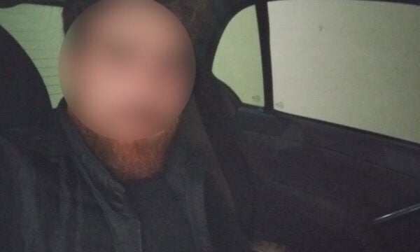 Θάνατος 34χρονου αστυνομικού στον Άγιο Δημήτριο: Τα φιμέ τζάμια του υπηρεσιακού αυτοκινήτου έκρυβαν τη σορό για ώρες