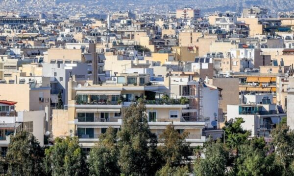 Το ΣτΕ βάζει «φρένο» στην τακτοποίηση αυθαιρέτων με άδειες που έχουν ακυρωθεί δικαστικά