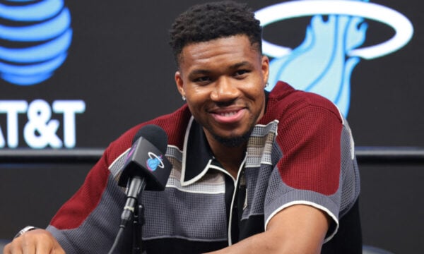 Πρόγραμμα NBA: Πρεμιέρα Νιου Γιορκ Νικς – Φιλαδέλφεια Σίξερς στη σεζόν – Κόντρα στους Μινεσότα Τίμπεργουλβς οι Μαϊάμι Χιτ του Γιάννη Αντετοκούνμπο