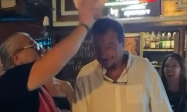 Εργκίν Αταμάν στη Σύμη: Έσπασε πιάτα σε εστιατόριο ακούγοντας Άννα Βίσση