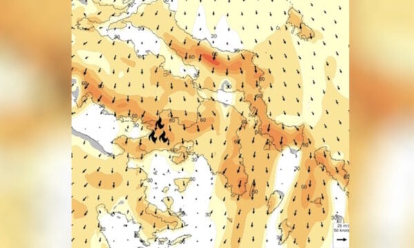 Φωτιά σε Αττική και Βοιωτία: Έφτασαν τα 70 χλμ. την ώρα οι ριπές, από το απόγευμα εξασθενούν οι άνεμοι