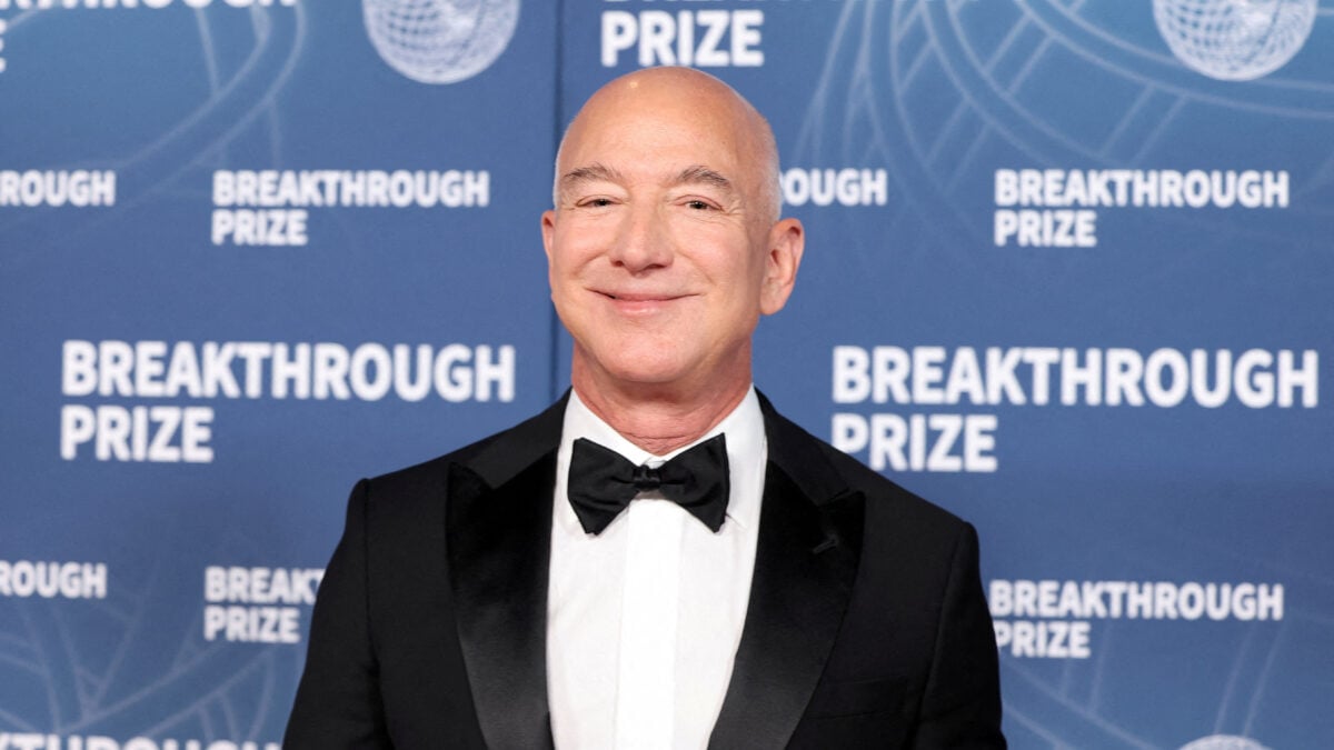 Τζεφ Μπέζος της Amazon μπαίνει στη Λίβερπουλ 1 Τζεφ Μπέζος της Amazon μπαίνει στη Λίβερπουλ