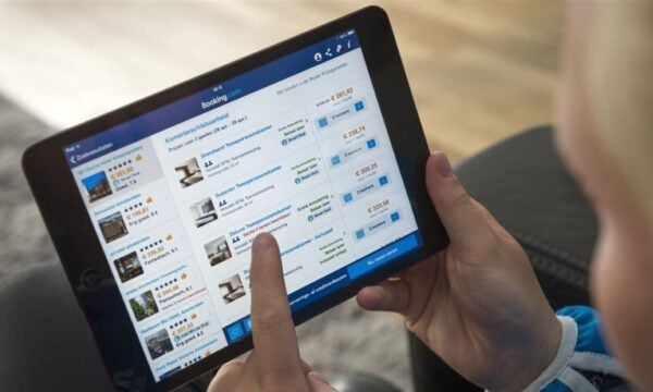 Booking.com: Προειδοποίηση για απάτη με κρατήσεις ξενοδοχείων