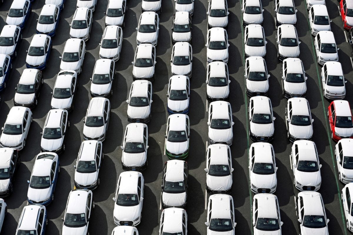 ΑΑΔΕ: Πρόστιμο 1,32 εκατ. ευρώ σε επιχείρηση για 132 αυτοκίνητα που είχε δηλώσει σε ακινησία