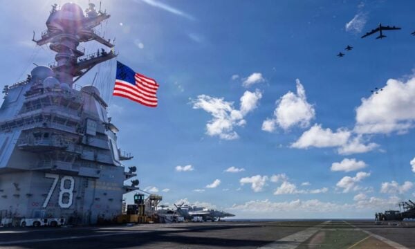 CENTCOM: 51 εμπορικά πλοία ανακατευθύνθηκαν λόγω του αποκλεισμού του Ιράν