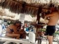 Κολομβία: Στην παραλία για διακοπές ο υπουργός Στεγαστικής Πολιτικής μετά τον φονικό σεισμό – «Επέστρεψα αμέσως»