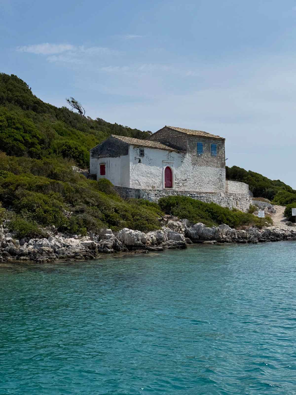 Βασάλος – Βαρθολομάτου: Η πρώτη κοινή φωτογραφία τους από τις διακοπές στην Κέρκυρα 22 Δανάη Βαρθολομάτου
