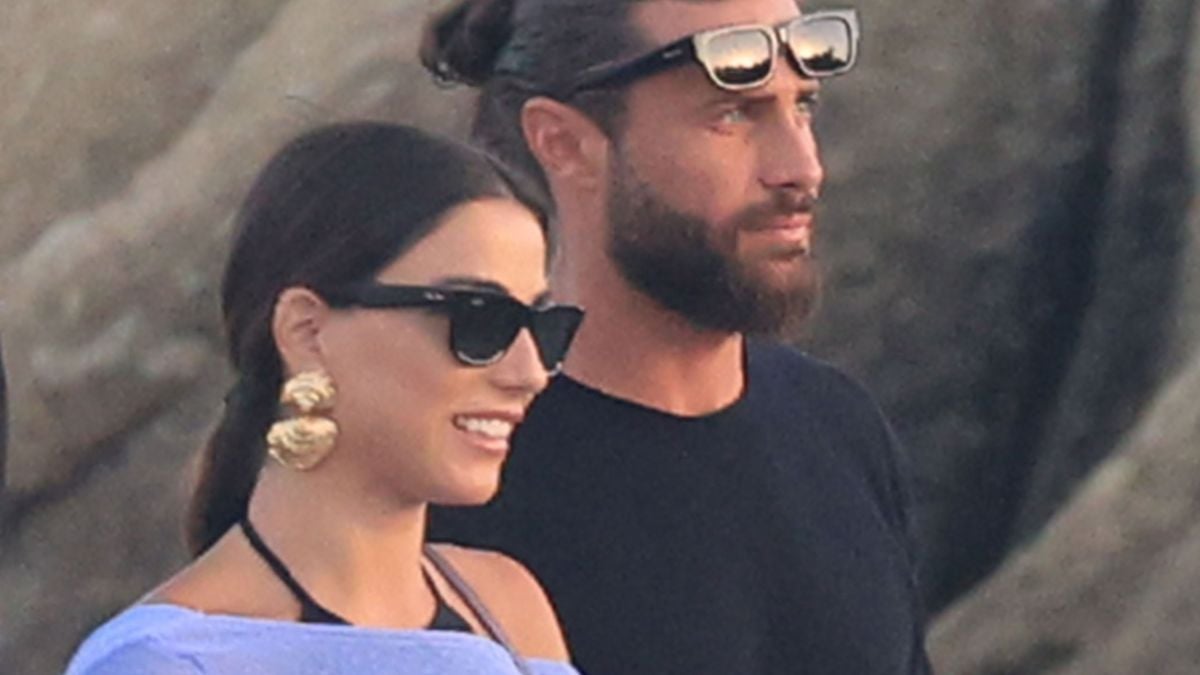 Βασάλος – Βαρθολομάτου: Η πρώτη κοινή φωτογραφία τους από τις διακοπές στην Κέρκυρα 12 Βασάλος – Βαρθολομάτου: Η πρώτη κοινή φωτογραφία τους από τις διακοπές στην Κέρκυρα