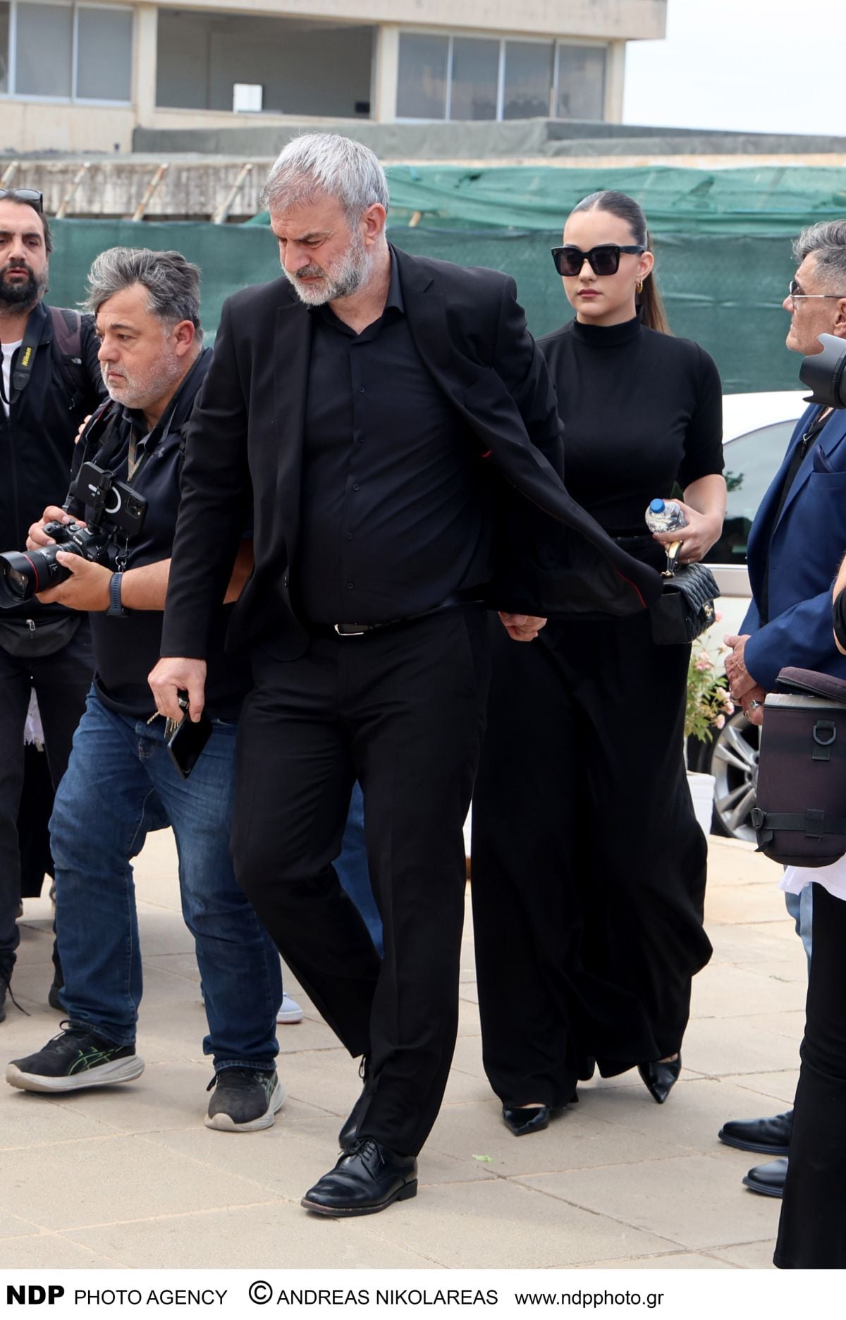 Γωγώ Μαστροκώστα: Σήμερα θα έκλεινε τα 56 - Η ανάρτηση του Χάρη Σιανίδη 15 Κηδεία Μαστροκώστα